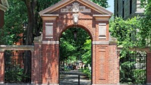 How to Get Into Harvard: Acceptance Rate and Strategies